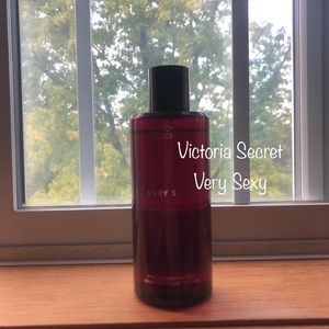 Victoria Secret ~ Very Sexy Perfume. 8.4 fl oz